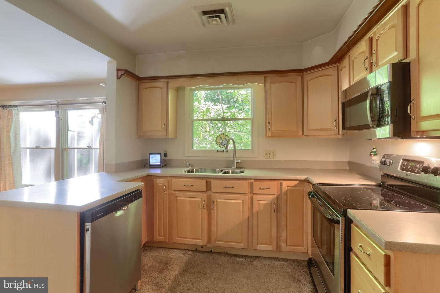 36 Brownstone Drive photo 12
