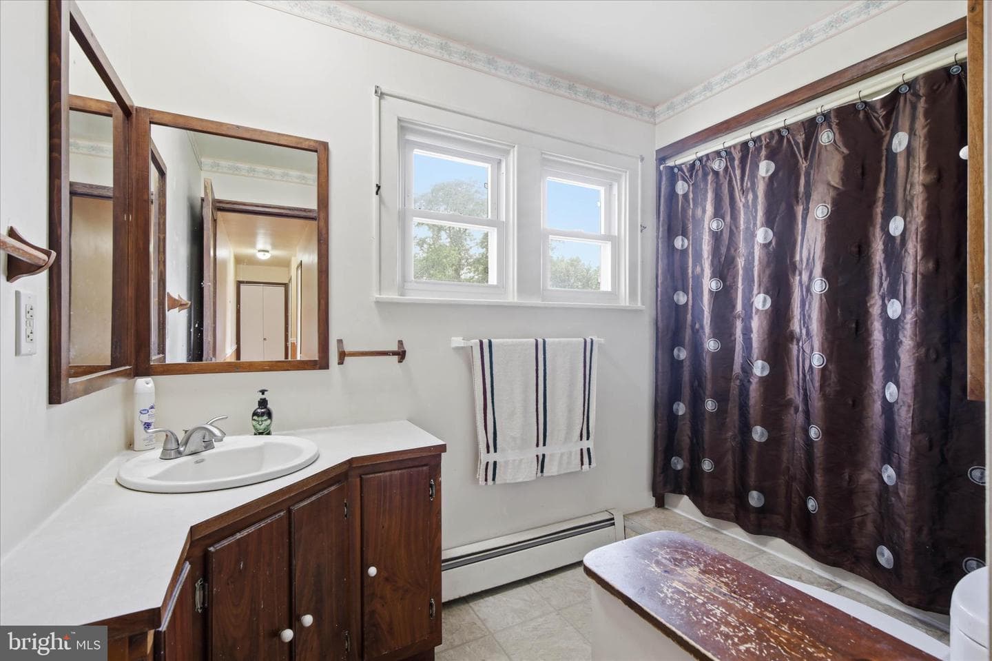 274 Moore Street photo 15