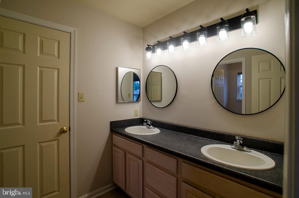 107 Peregrine Lane photo 21