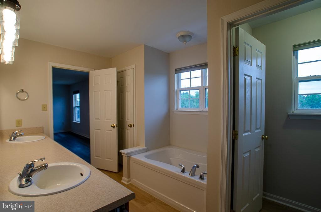 107 Peregrine Lane photo 25