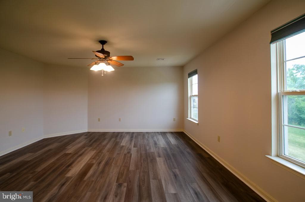 107 Peregrine Lane photo 29