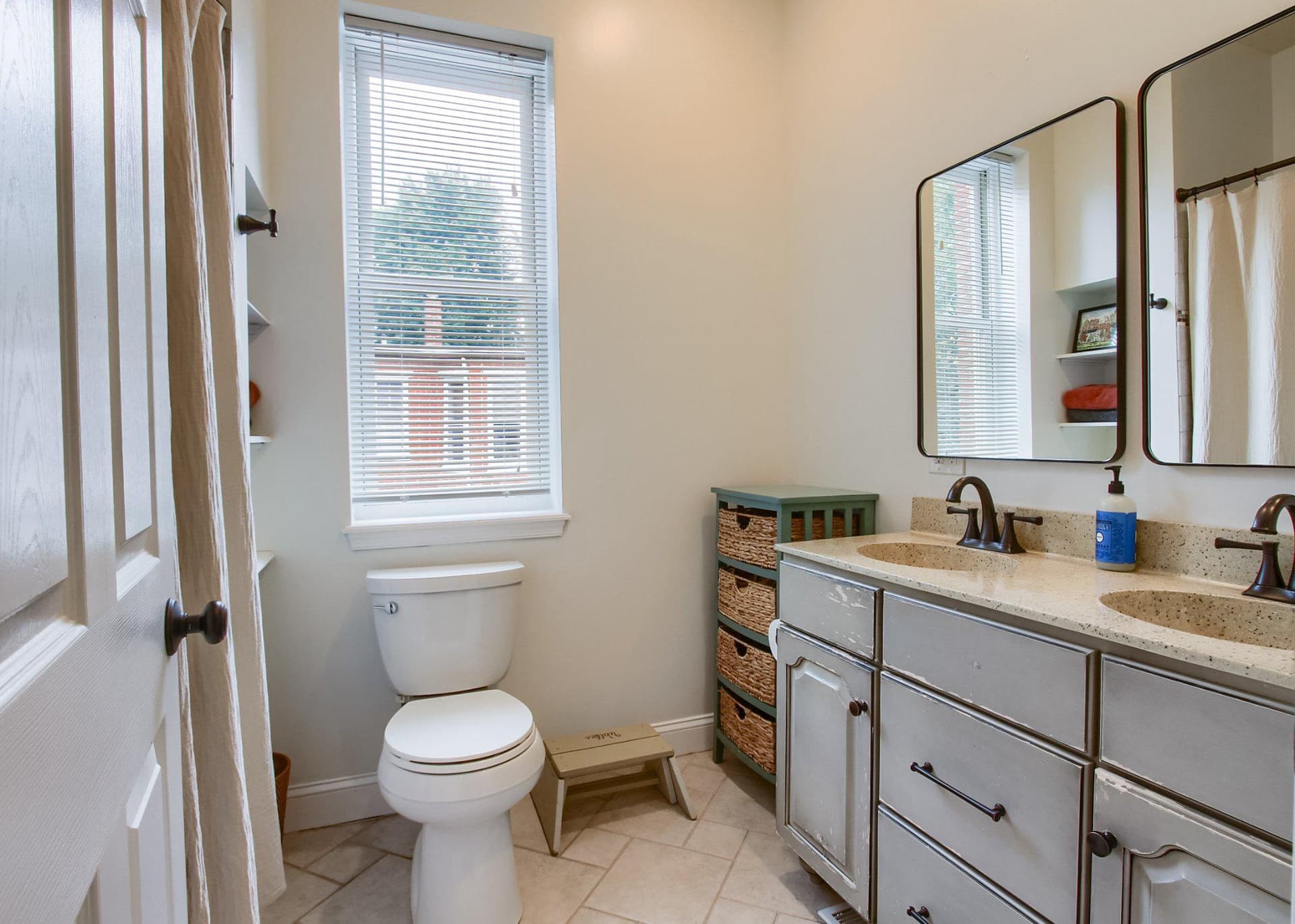 205 Harris Street photo 17