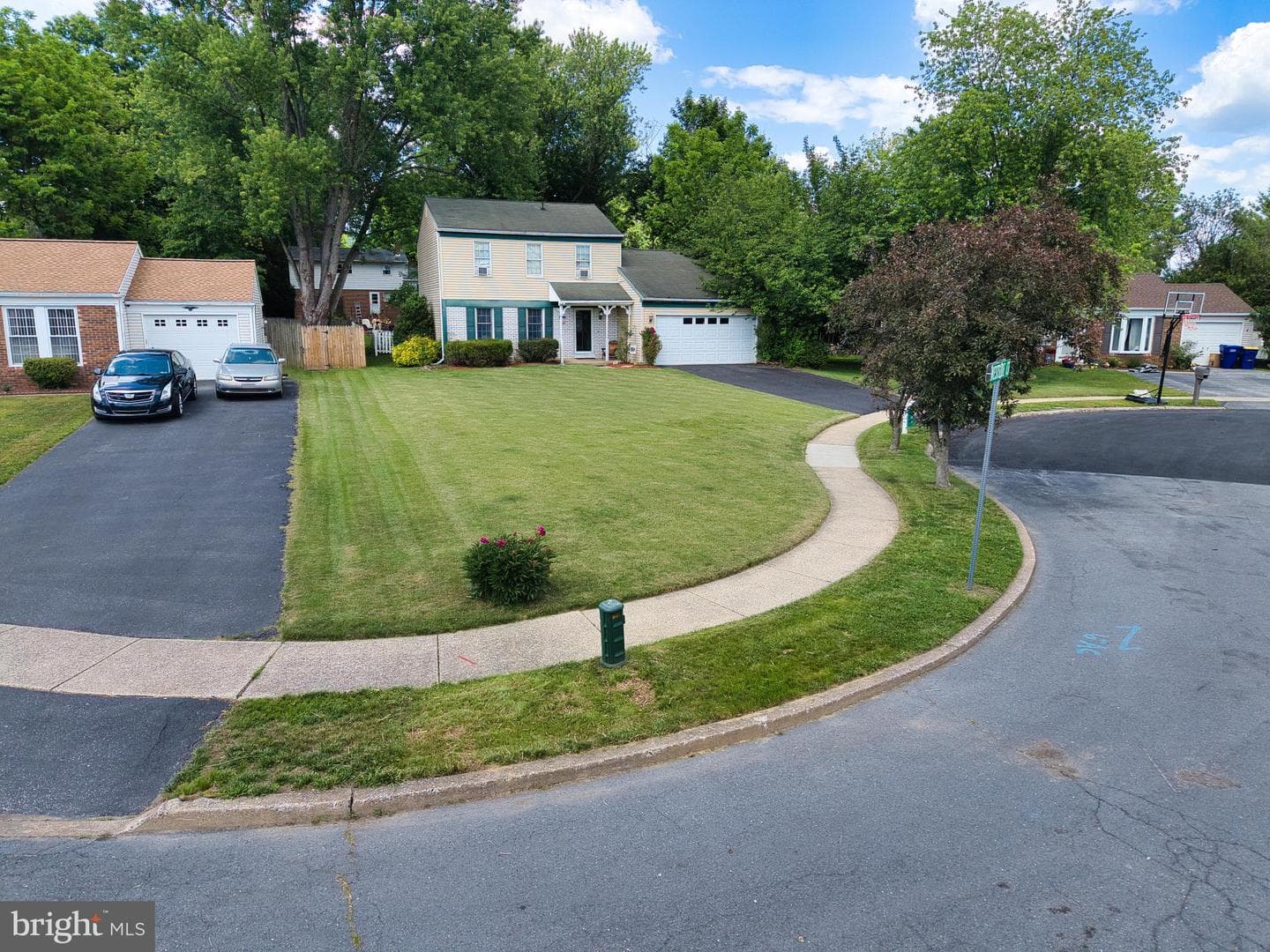 100 Nestside Court photo 14