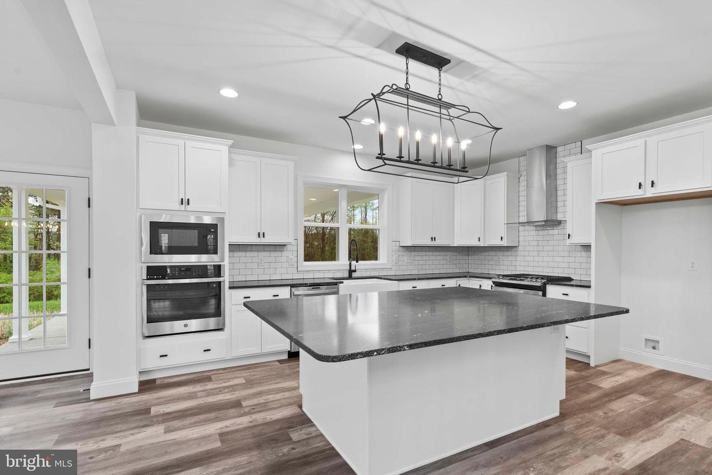 109 Elena Drive photo 6