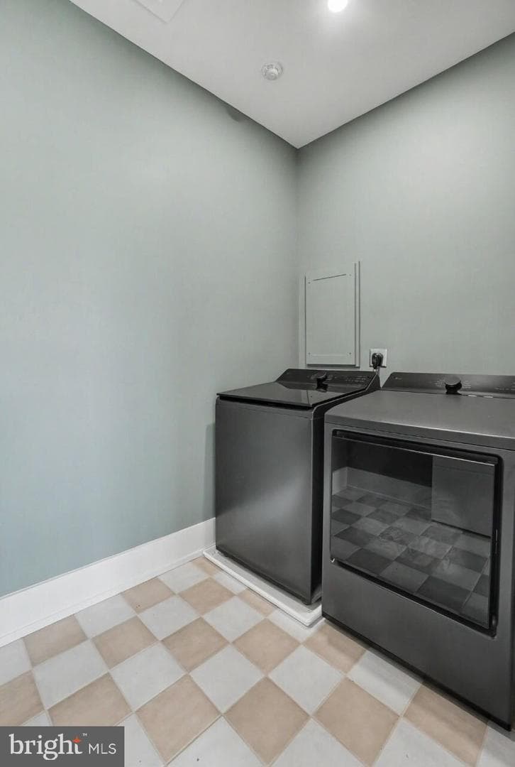 114 Jillian Way photo 13