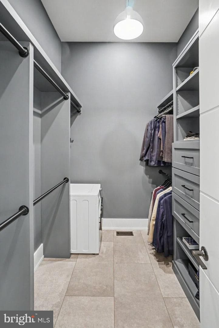 114 Jillian Way photo 15
