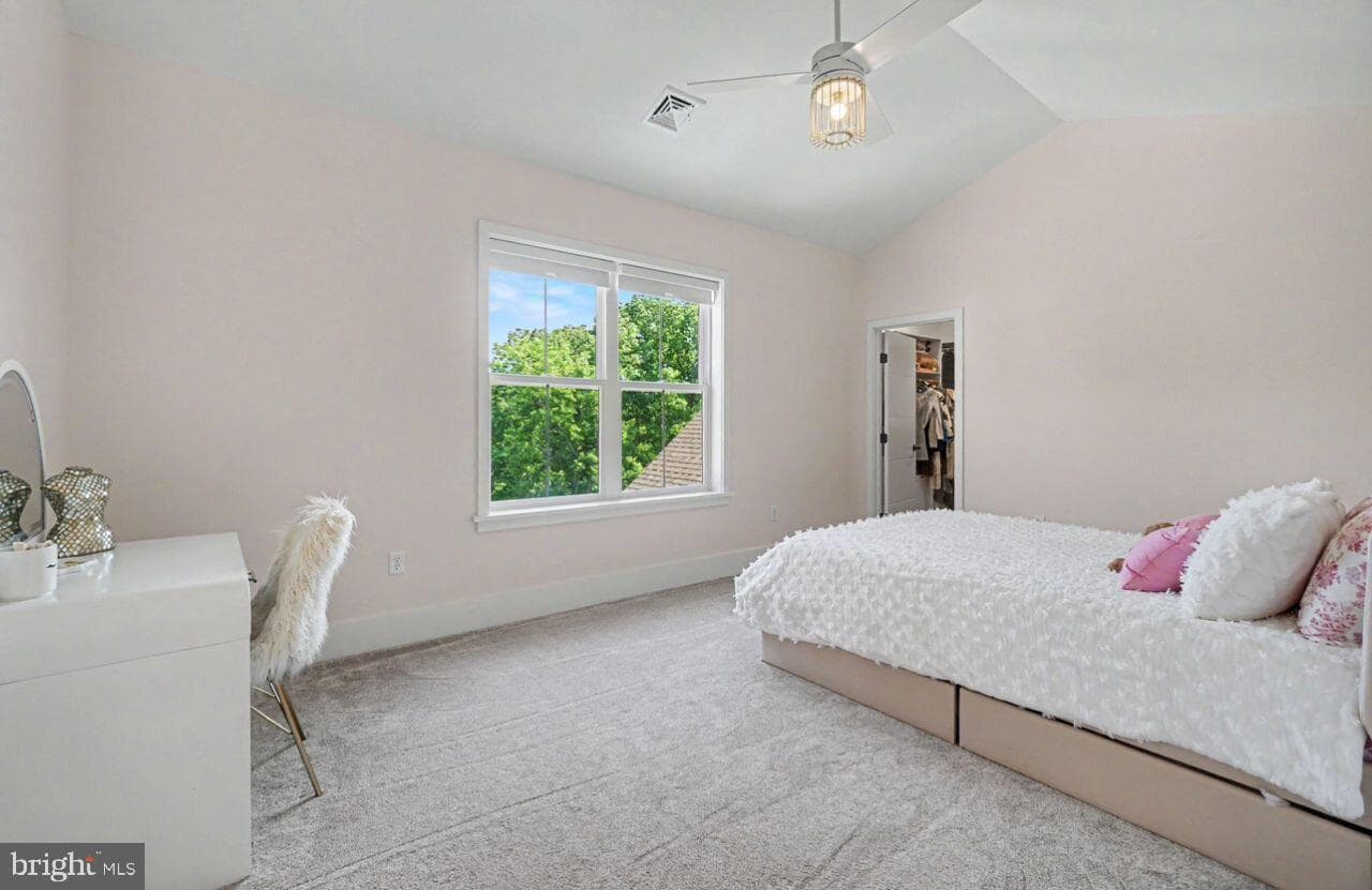 114 Jillian Way photo 28