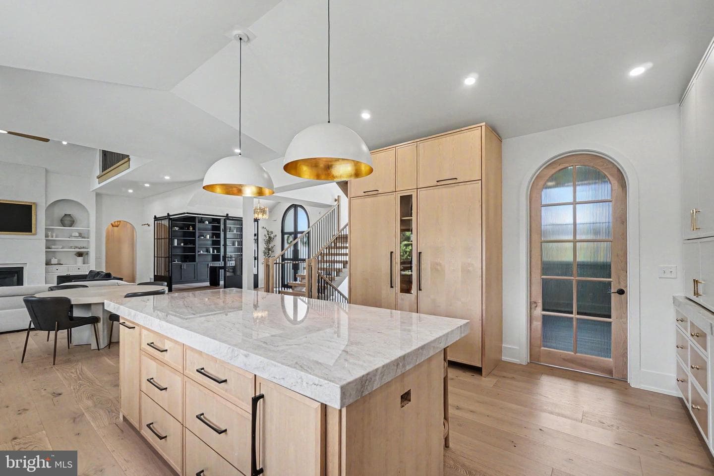 114 Jillian Way photo 9