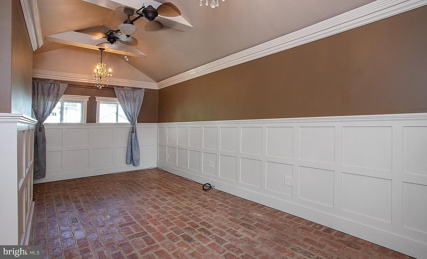 171 S Hanover Street photo 6