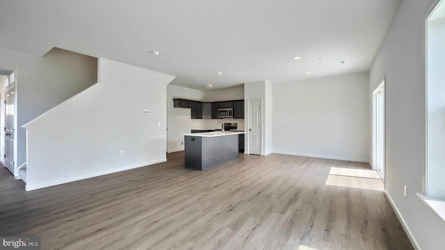 7847 Oak Brook Drive photo 18