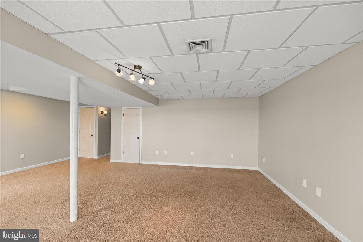 777 Oak Leaf Lane photo 29