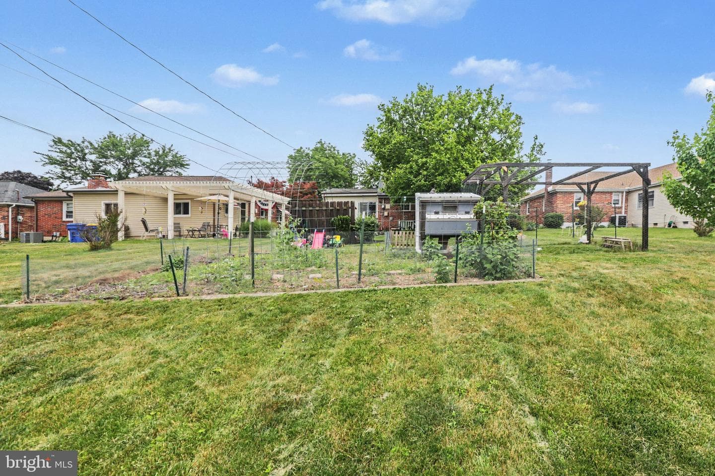 7020 Jefferson Street photo 34