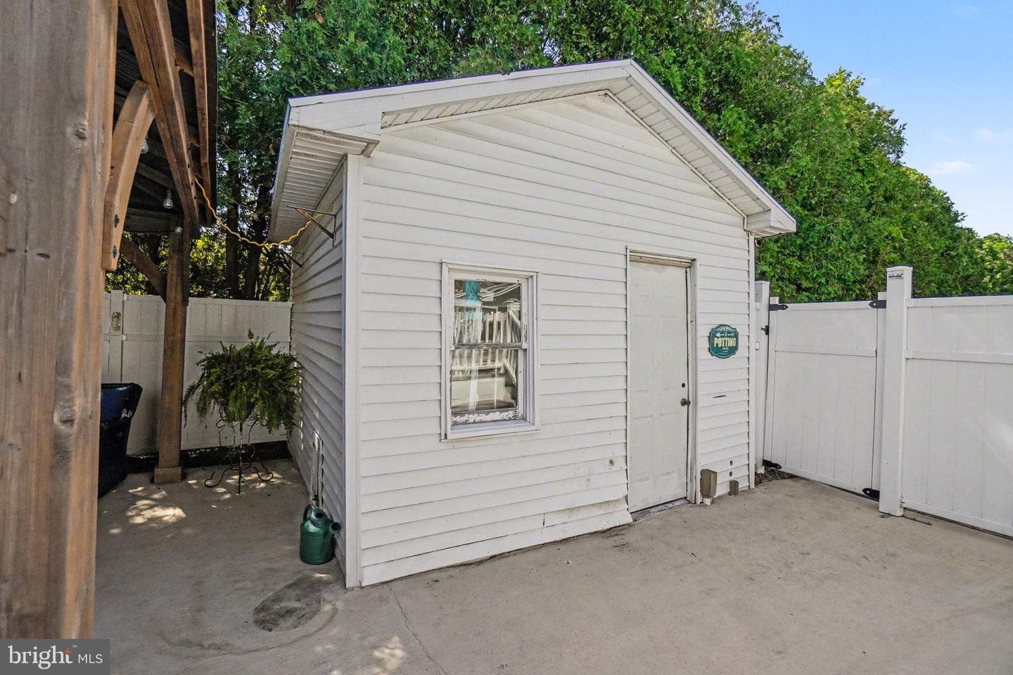 33 Williams Street photo 42