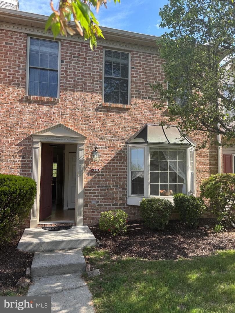 320 Woodland View Court, Harrisburg