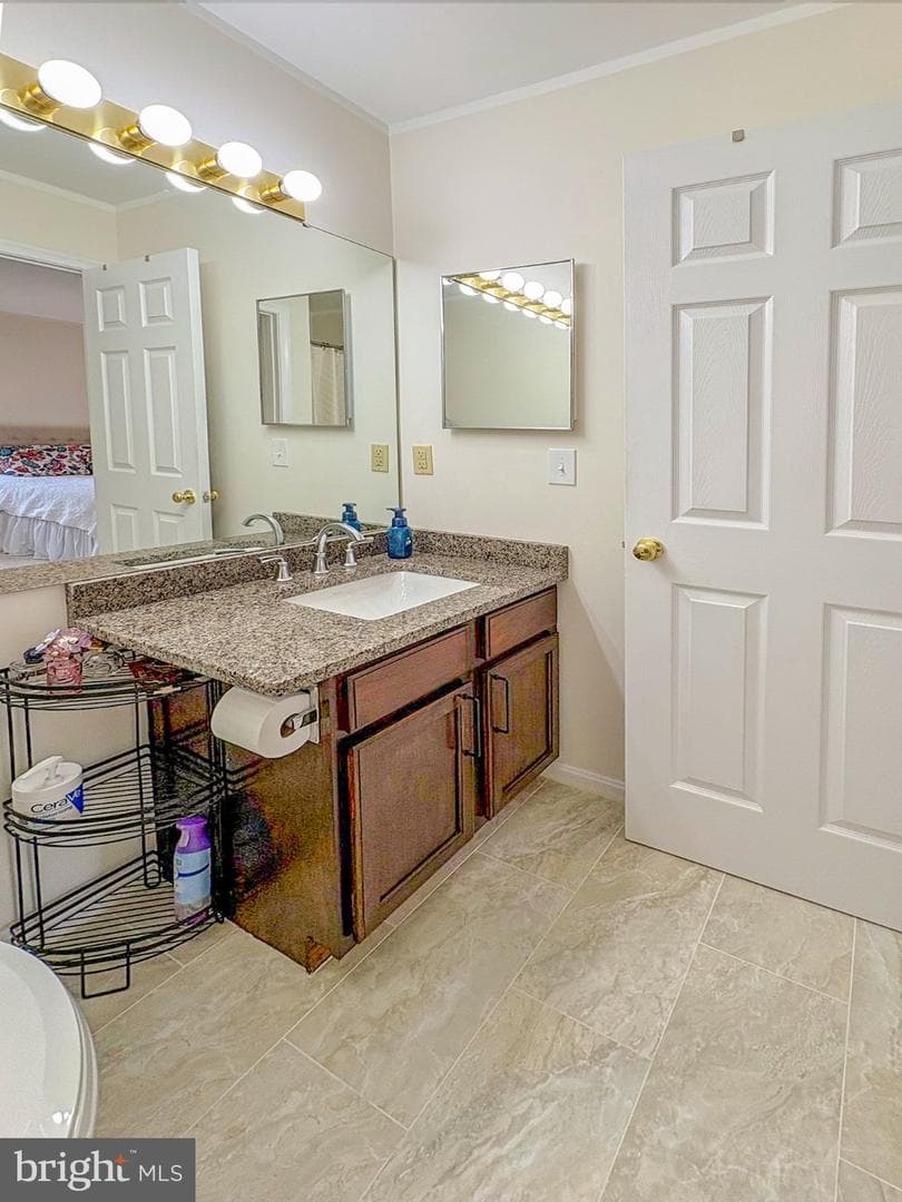 320 Woodland View Court photo 32