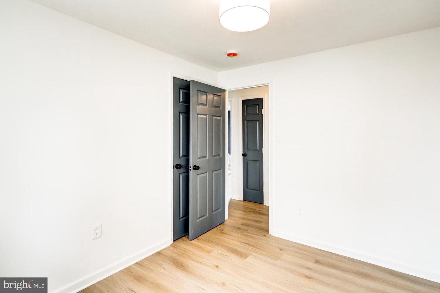 271 N Race Street photo 19