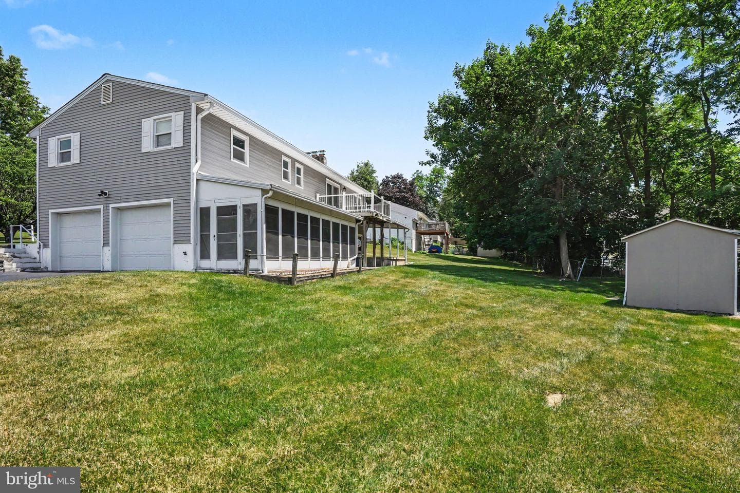 469 Hoffman Drive photo 29