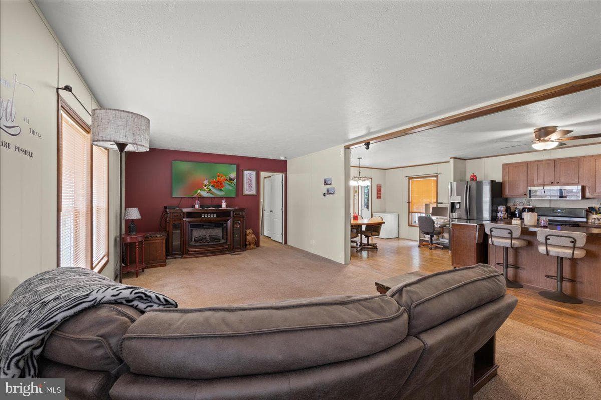 28 Oak Knoll Estate photo 8