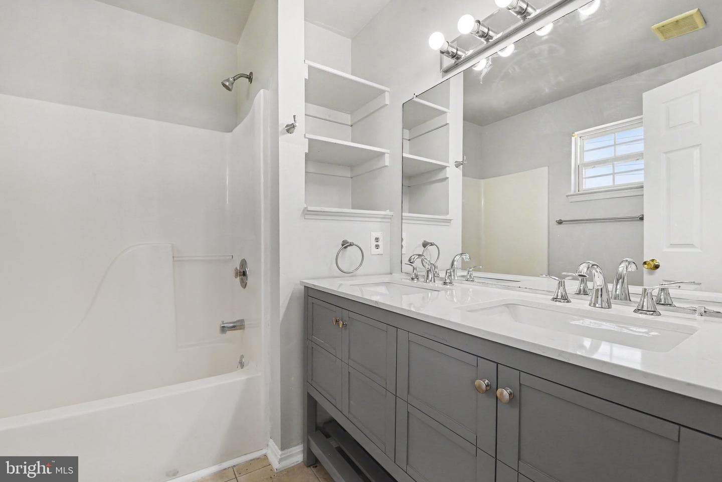 6624 Springford Terrace photo 15