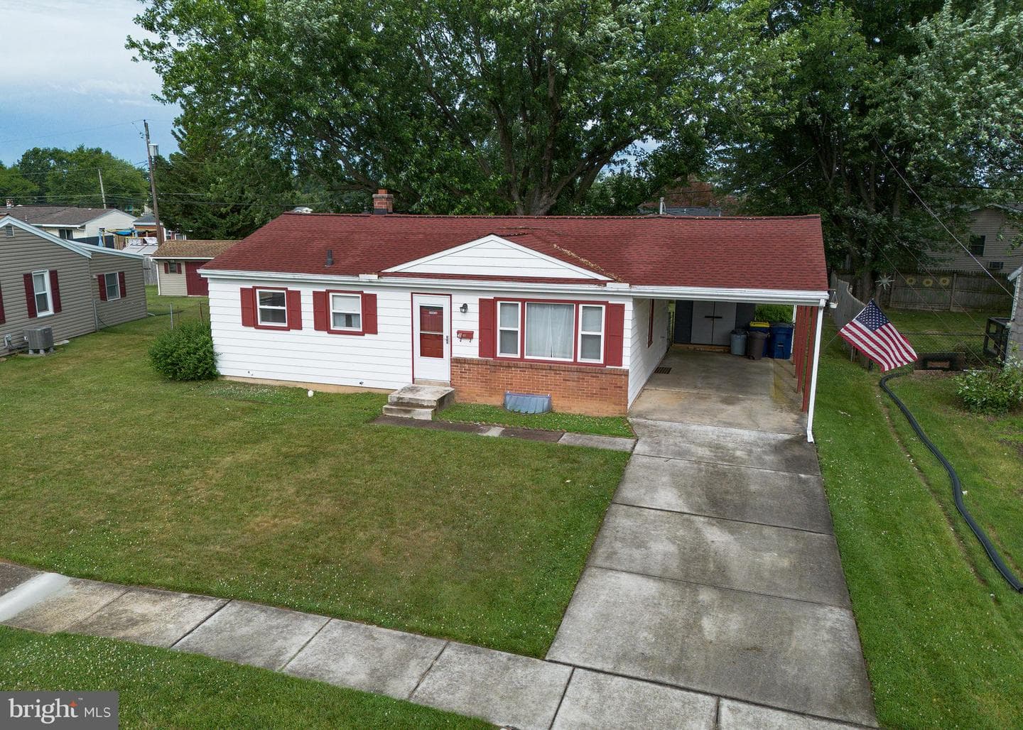 41 Shirley Drive photo 3