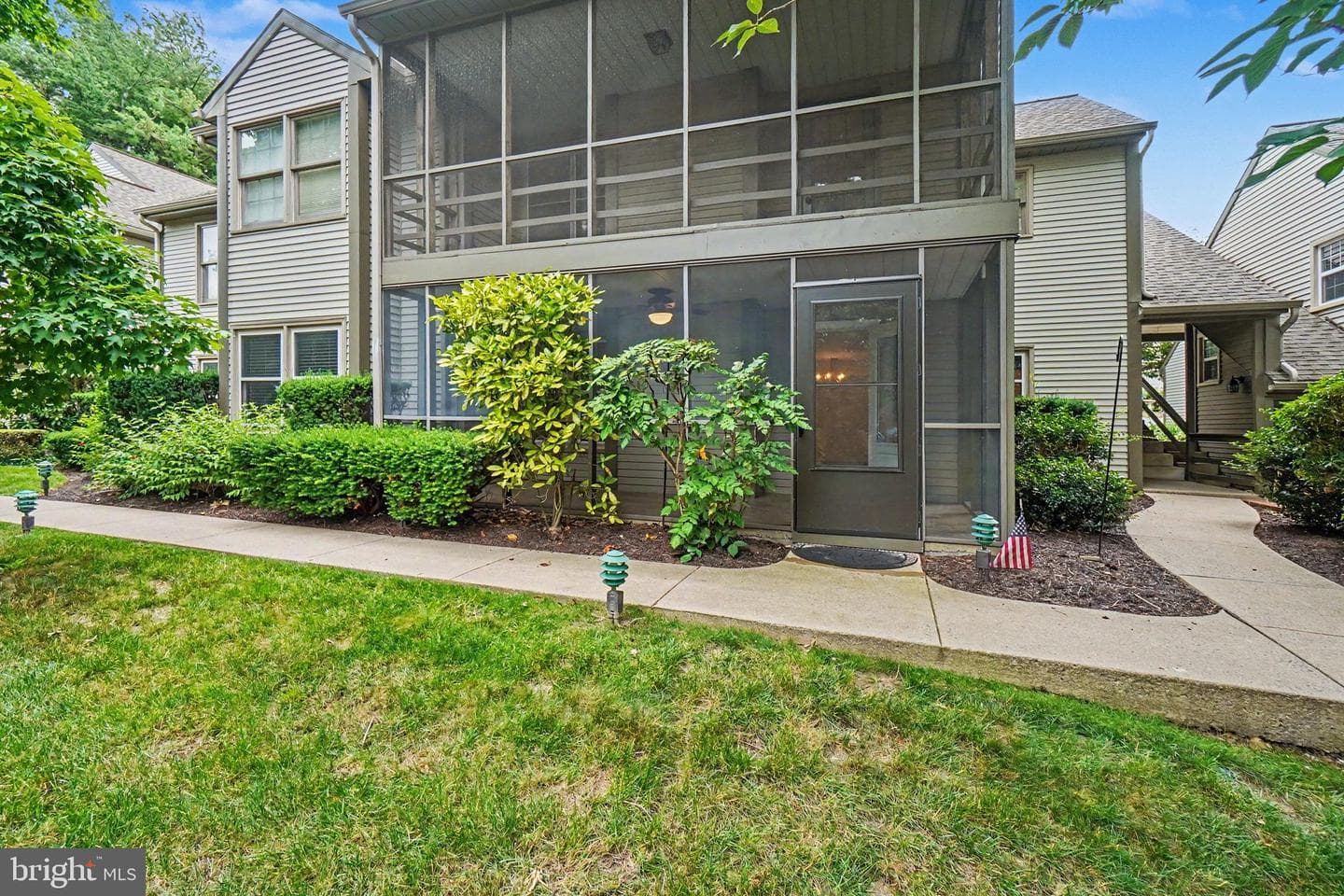 515 Roslaire Drive photo 25