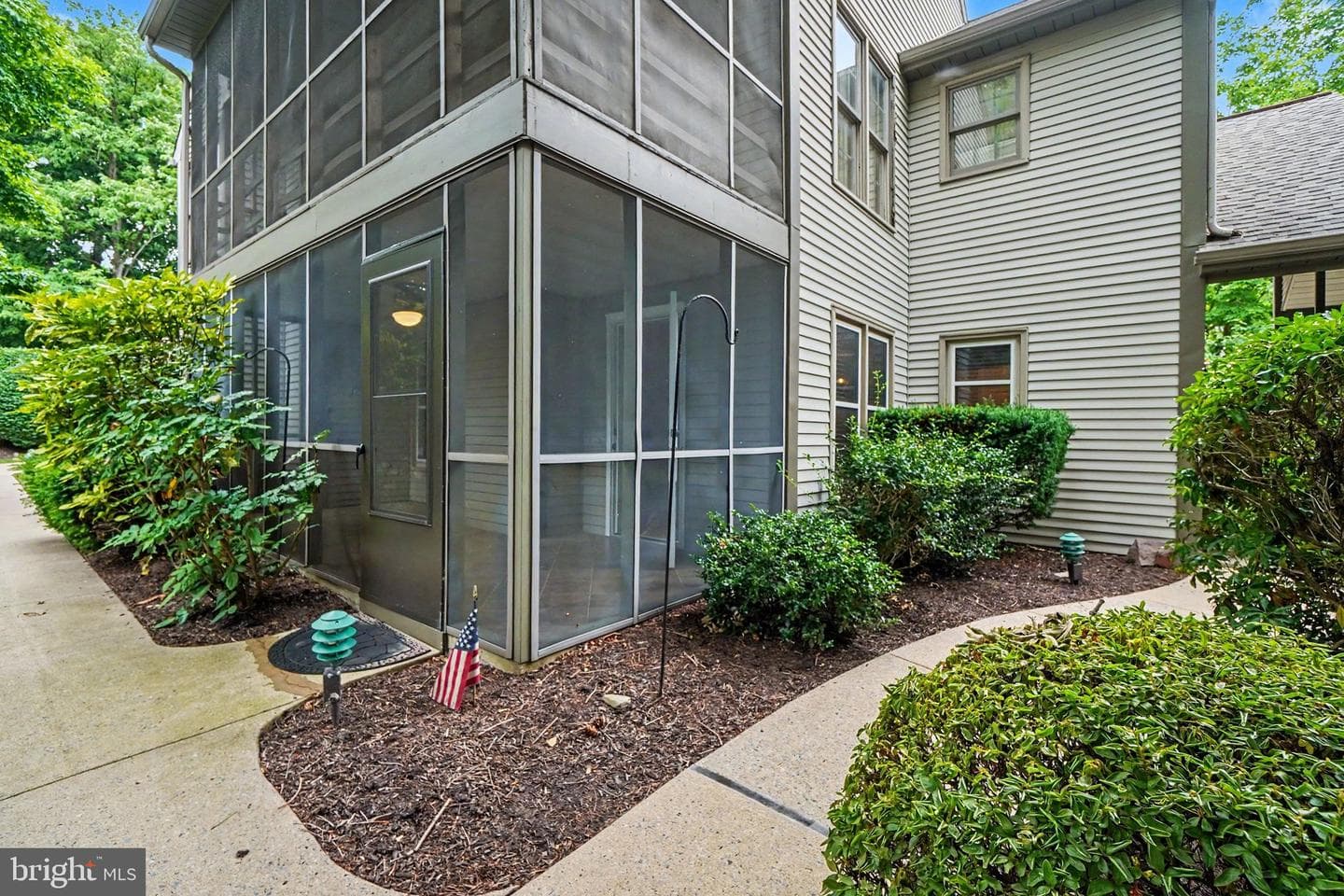 515 Roslaire Drive photo 27