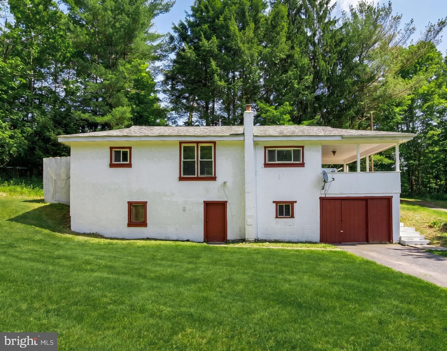 4586 Back Road, Halifax