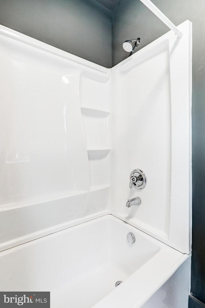 1421 E Derry Road photo 18