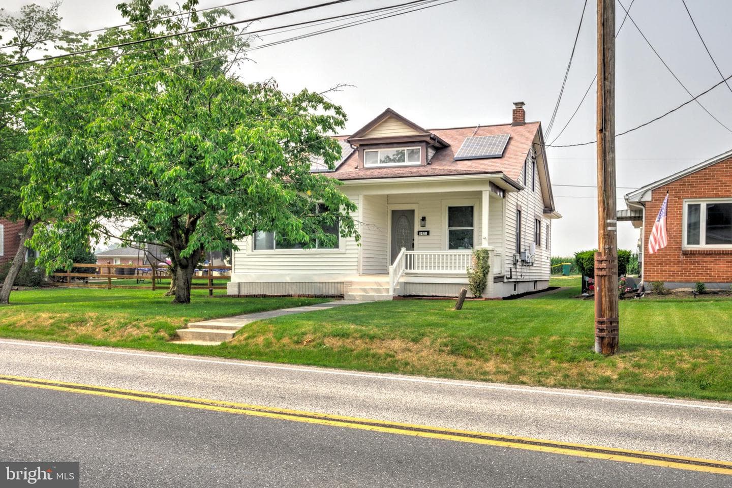 1421 E Derry Road photo 35