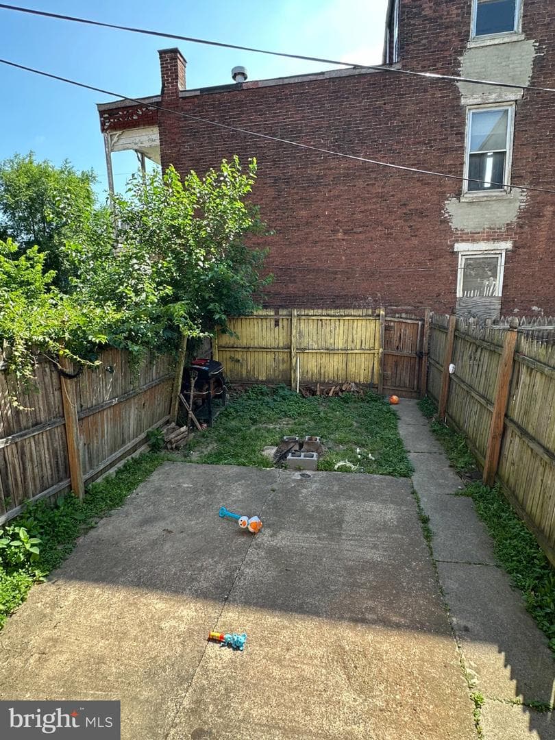 241 S 13th Street photo 12