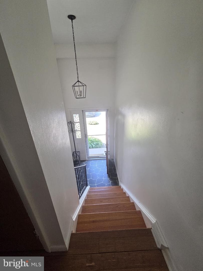 2082 Lexington Avenue photo 12