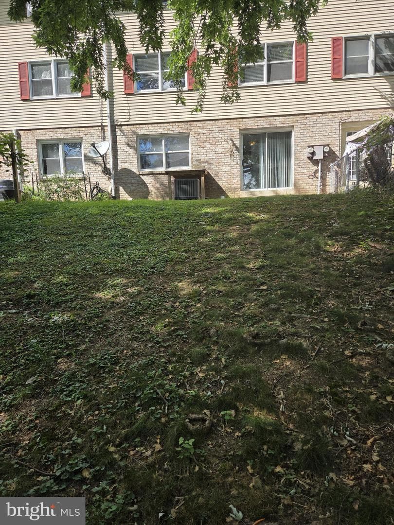 2082 Lexington Avenue photo 29