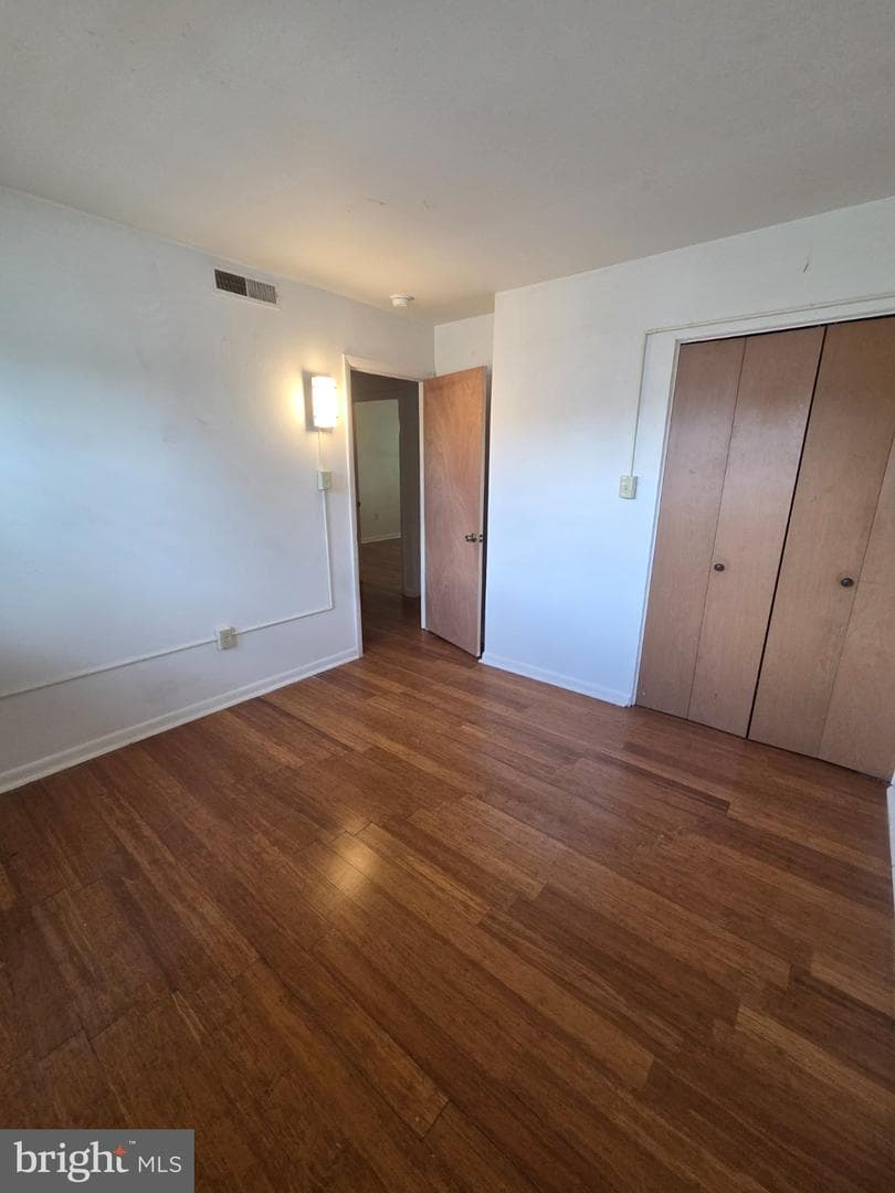 2082 Lexington Avenue photo 6
