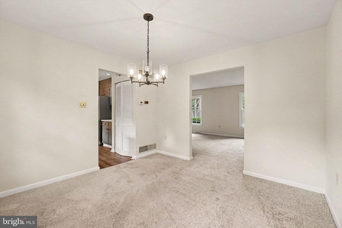 3818 Burton Ln photo 11