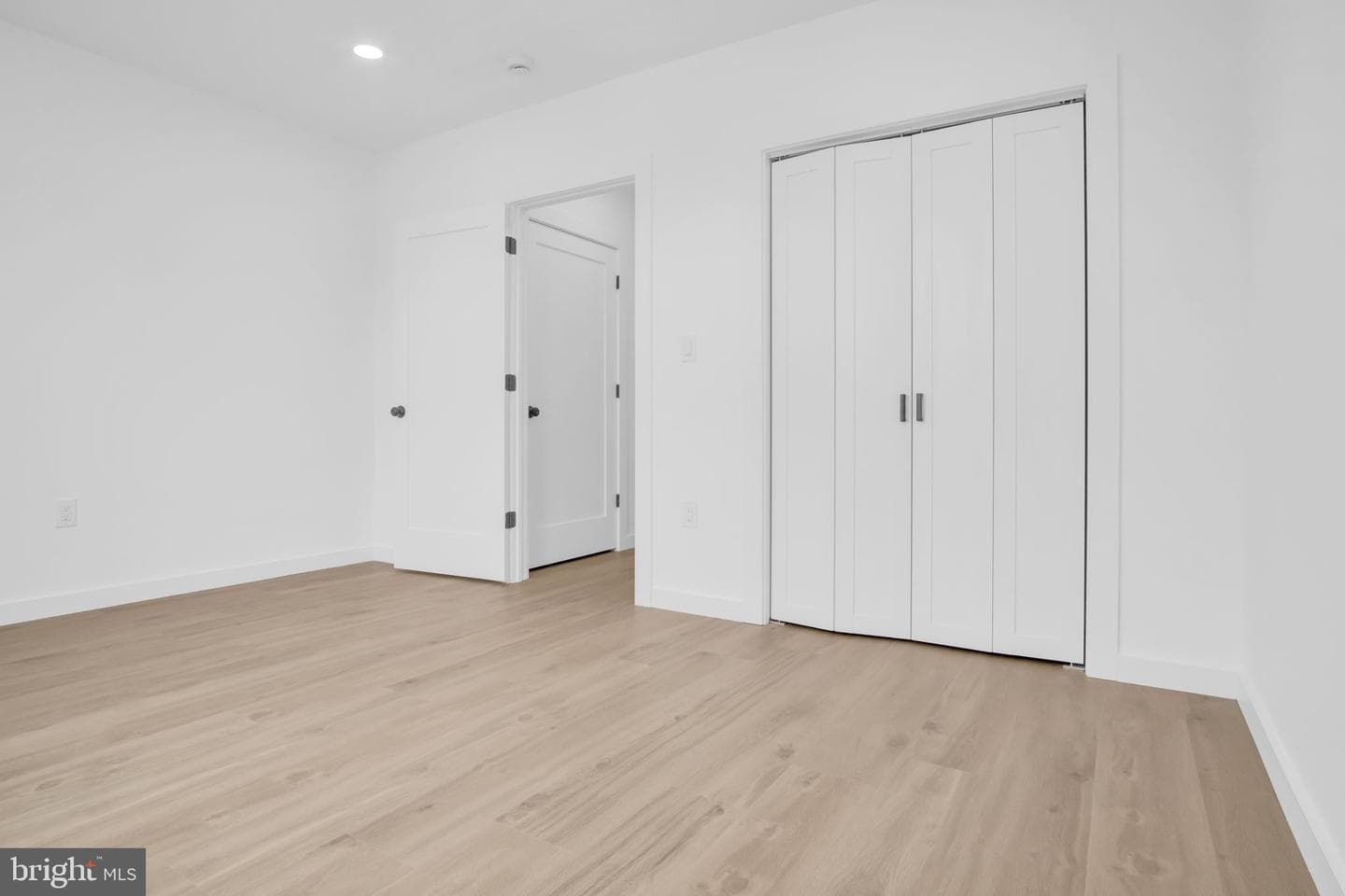 1608 Hunter St photo 25