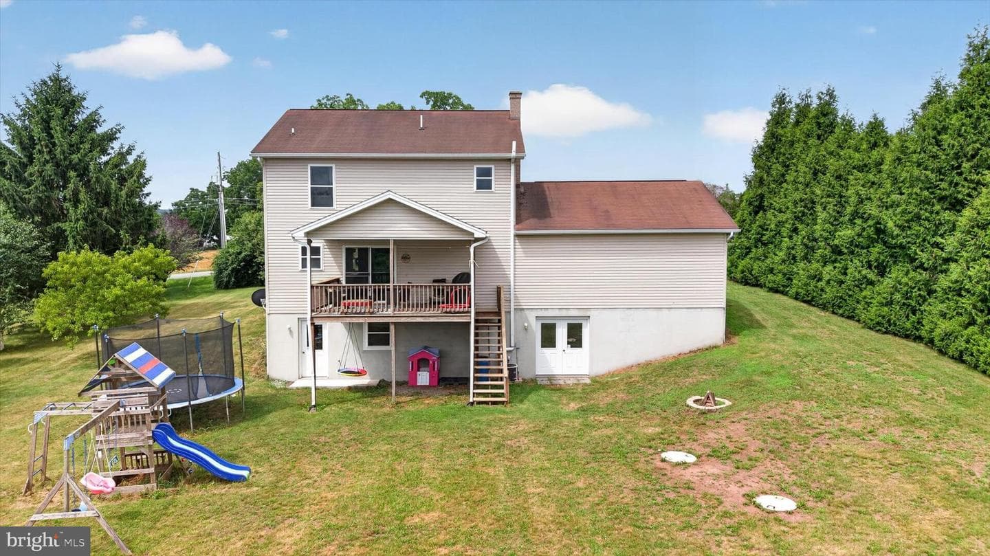 325 Shoop Lane photo 41