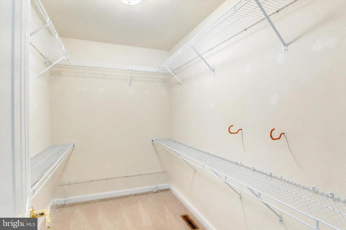 215 Brookridge Court photo 23