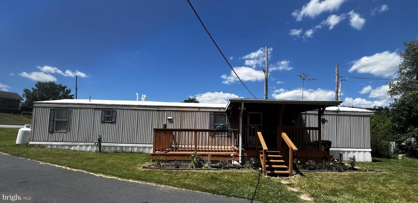 221 Eby Ln, Middletown