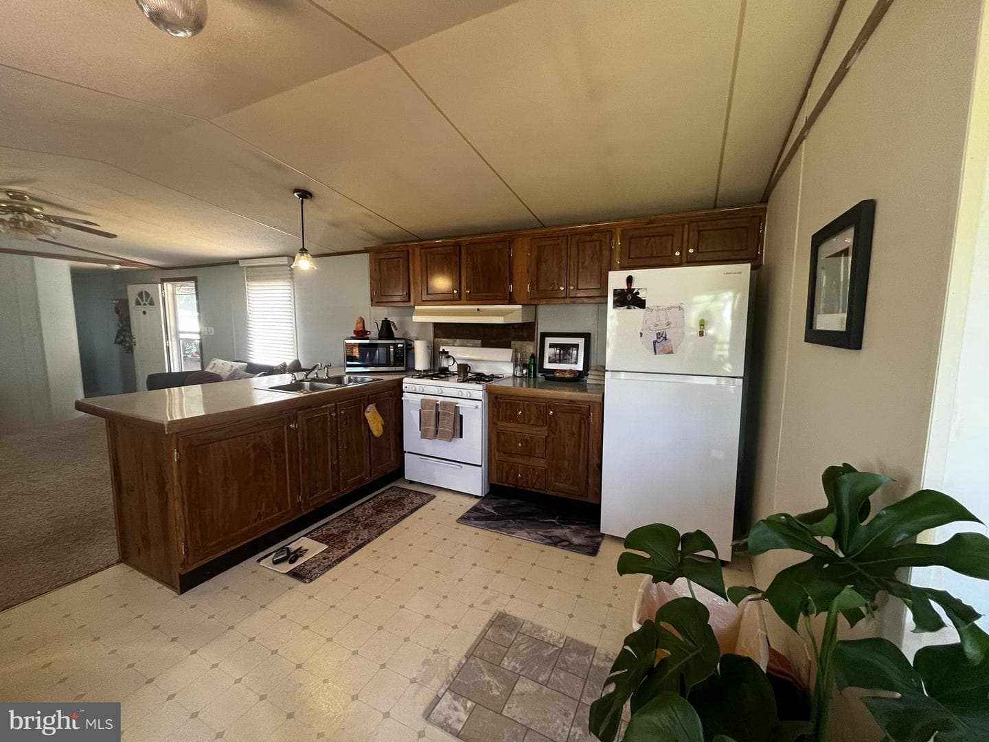 221 Eby Ln photo 6