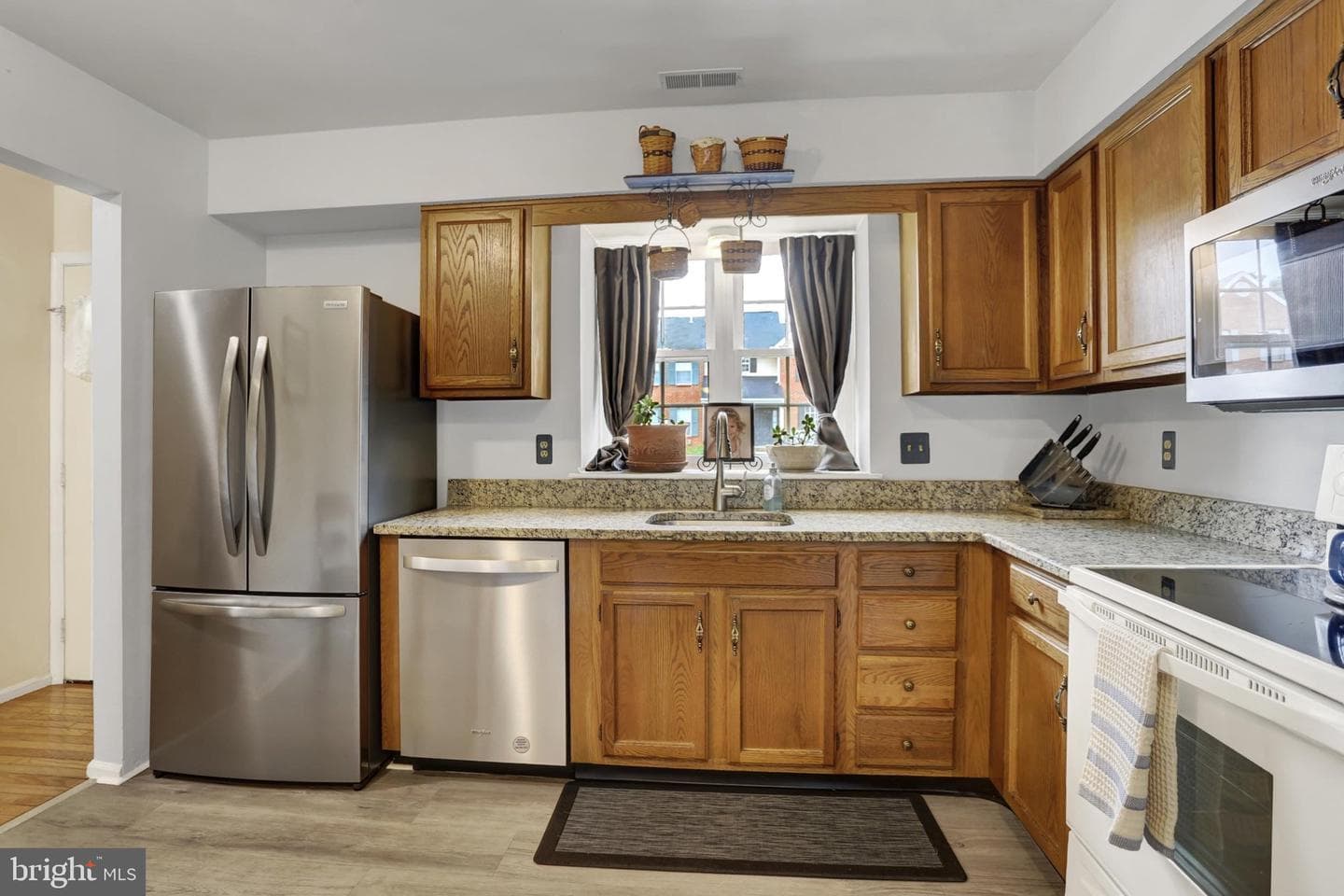 5431 Springtide Drive photo 5