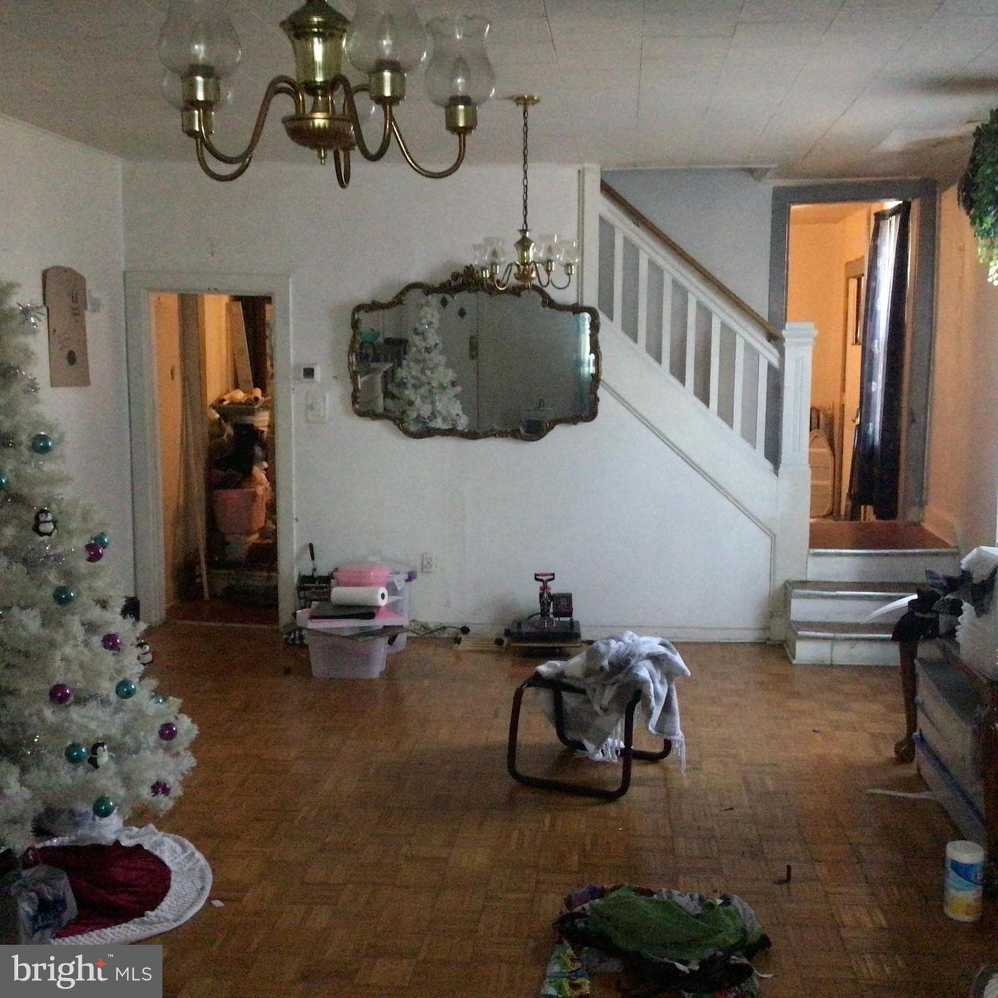 467 Crescent Street photo 8