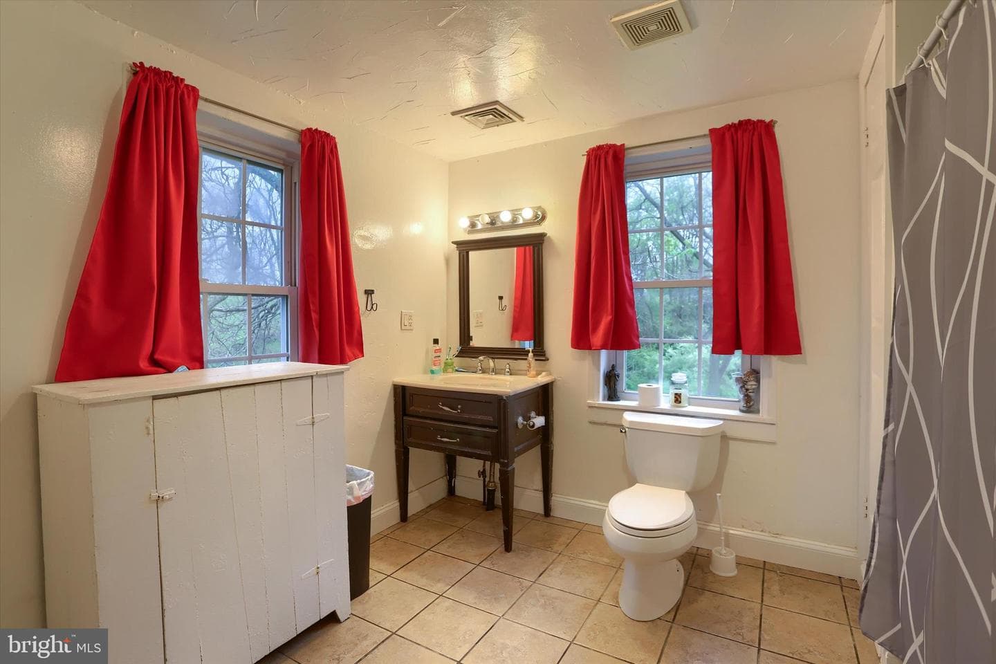 59 Hillymede Road photo 19