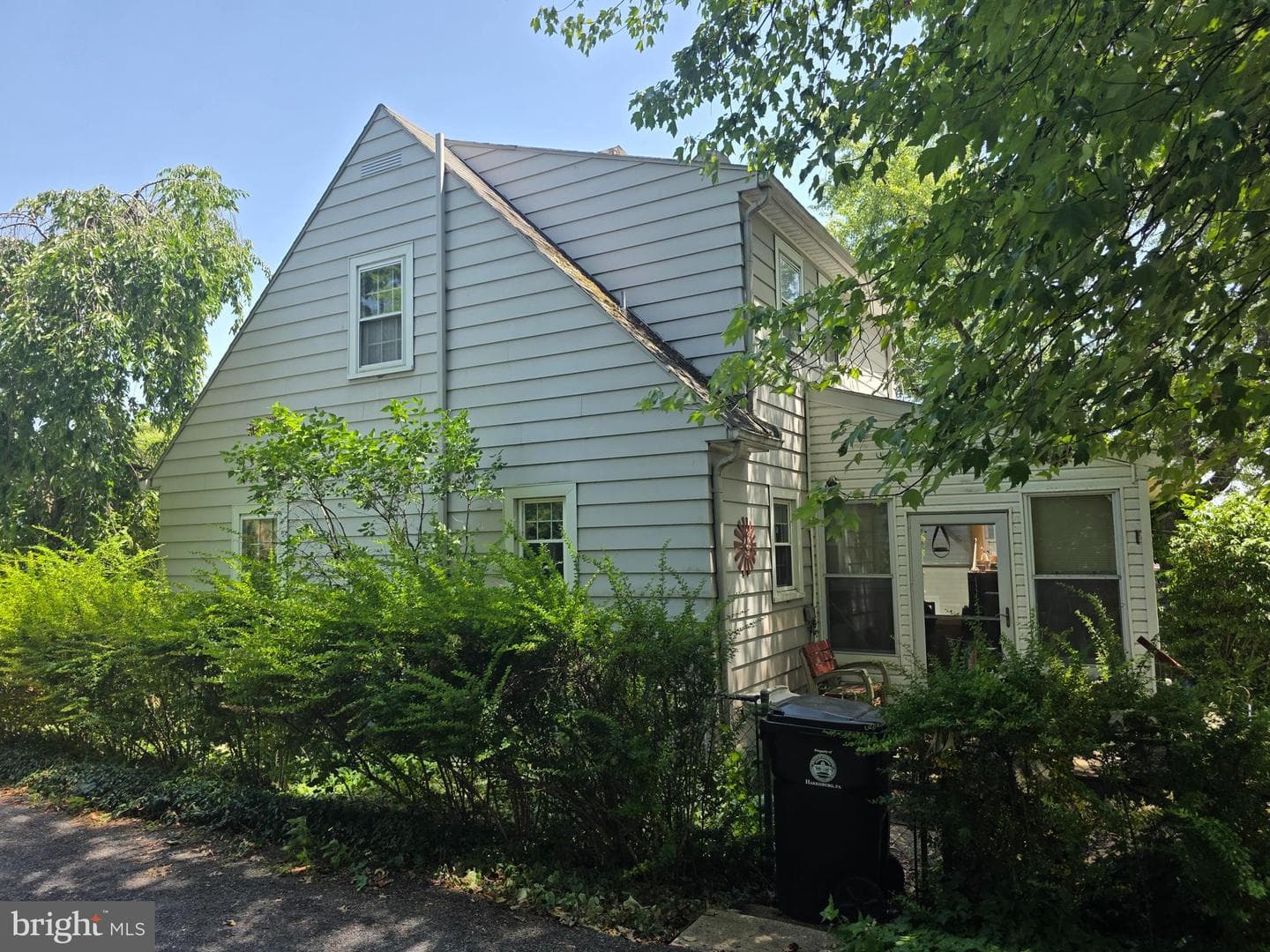 534 Benton Street photo 5