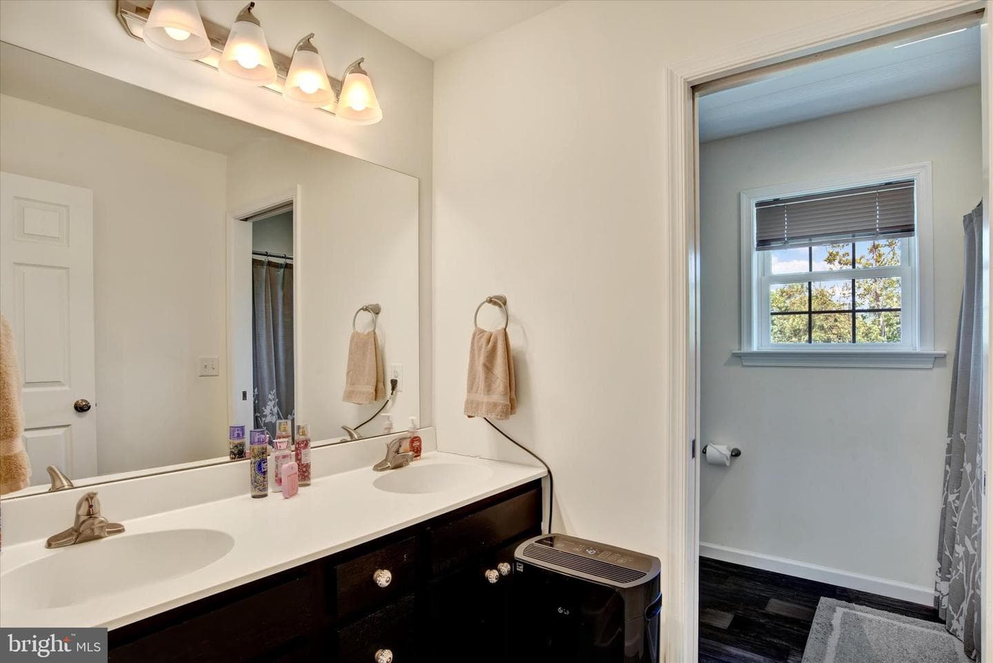 4524 Elwill Drive photo 24