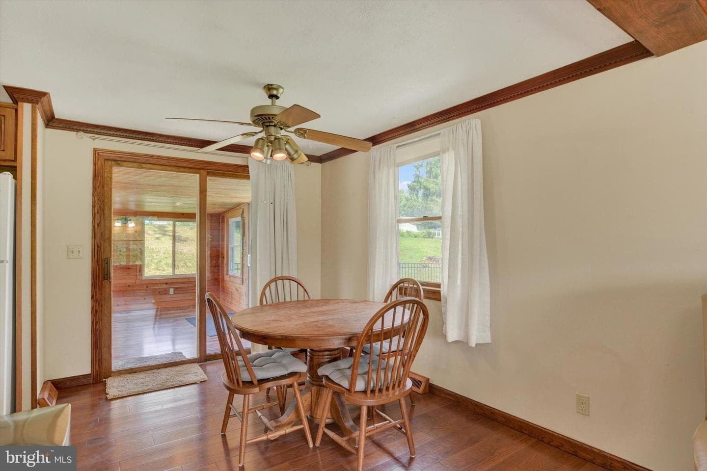 120 Denison Drive photo 6
