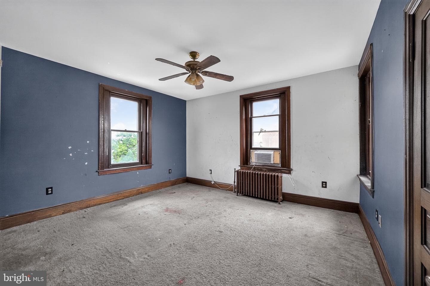207 N Catherine Street photo 10