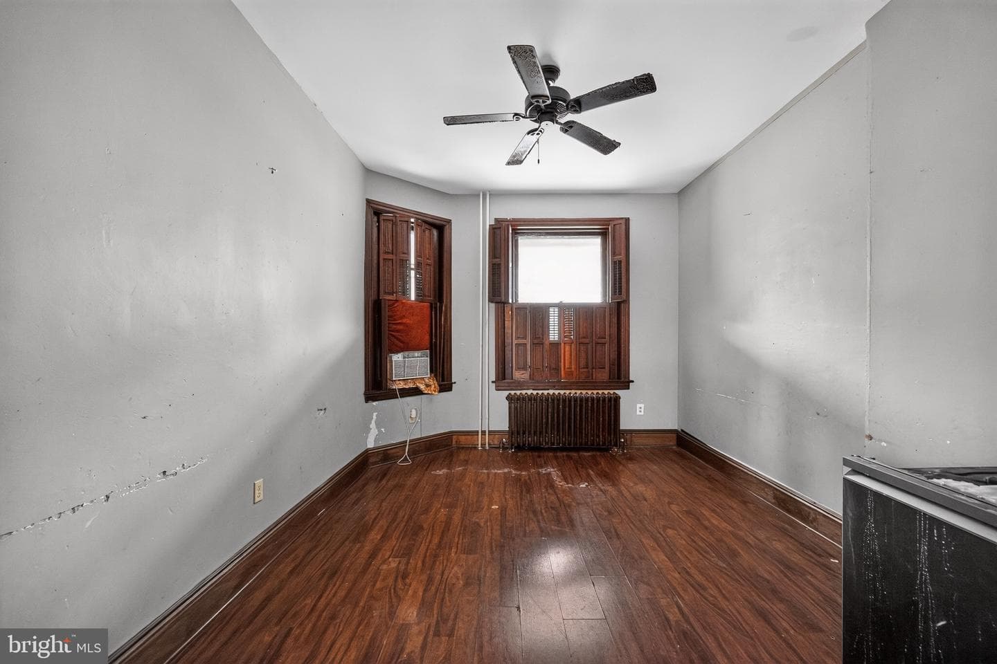 207 N Catherine Street photo 3
