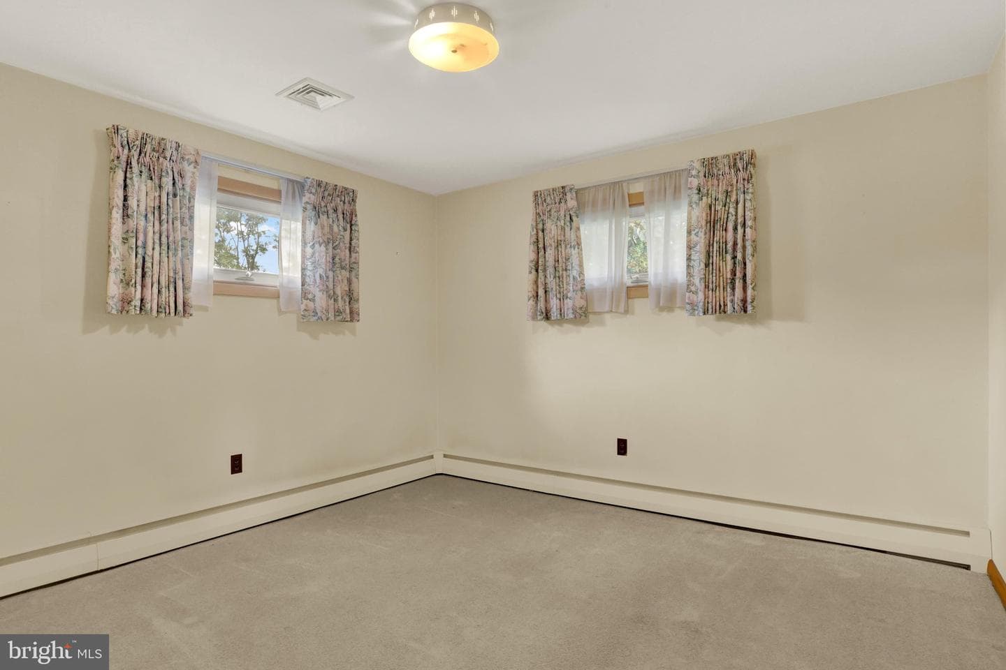 6630 Lehigh photo 15