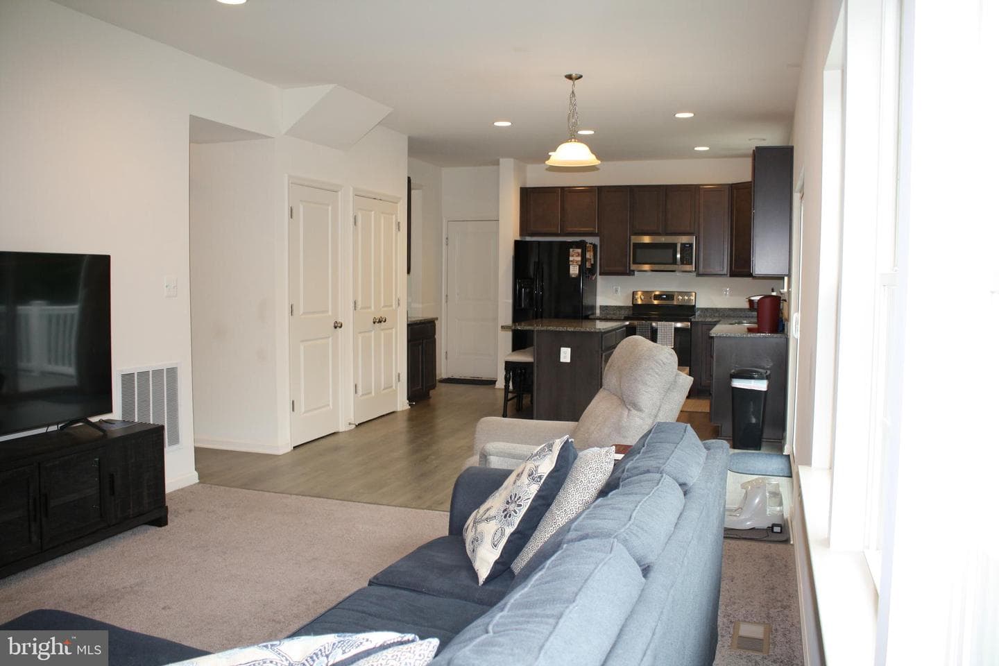 7204 Hidden Meadow Lane photo 8