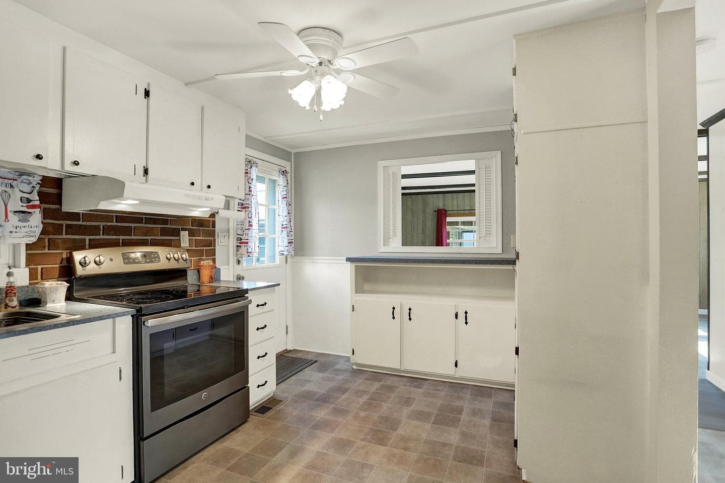 617 S Deodate Road photo 12
